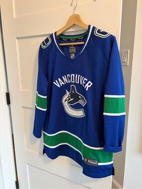 Fanatics Vancouver Canucks Royal Blue & Green NHL Jersey